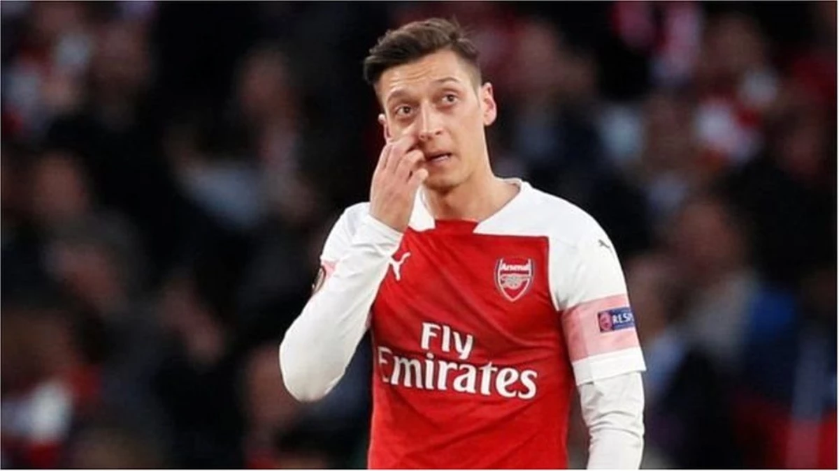 Londra\'da Mesut Özil\'in arabasını kaçırmaya çalışan bıçaklı saldırganları takım arkadaşı Kolasinac...