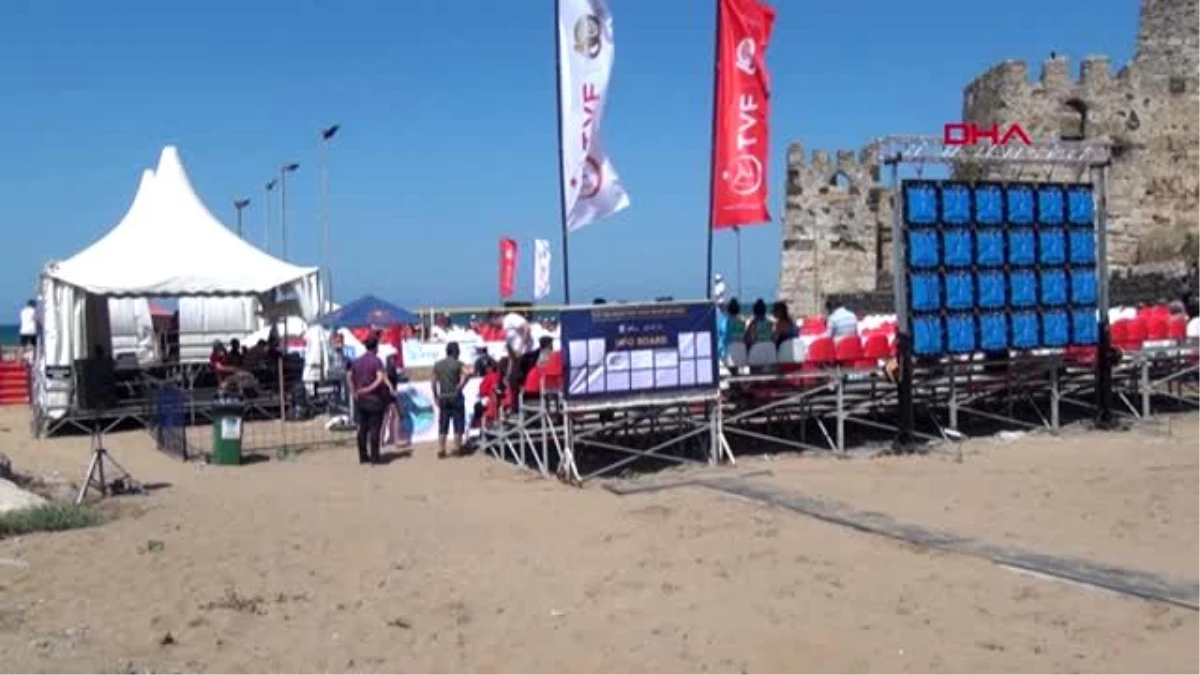 SPOR Sinop\'ta TVF Plaj Ligi Türkiye Şampiyonası heyecanı