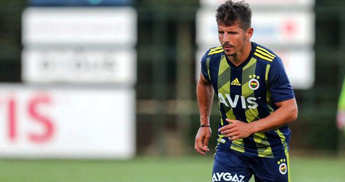 Emre Belözoğlu, Alper Potuk'u bir an olsun yalnız bırakmıyor