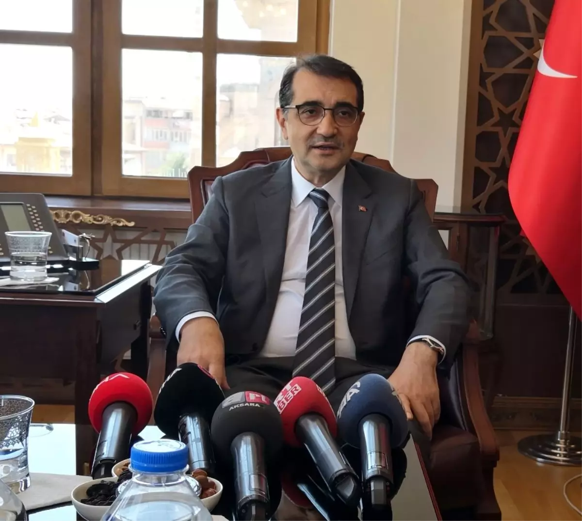 Bakan açıkladı: "Dünyanın en büyüğünü inşa ediyoruz"