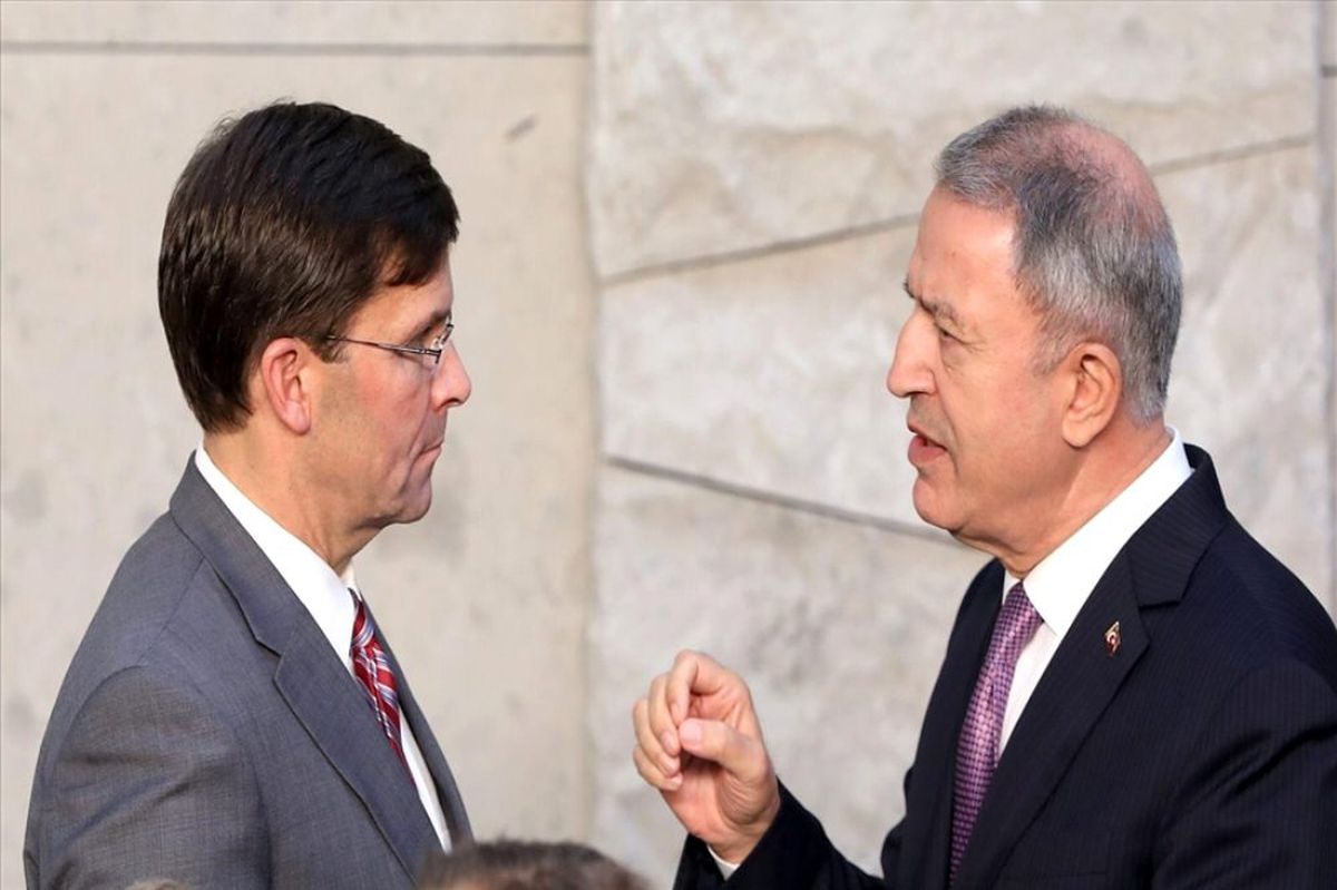 Bakan Akar ABD\'li mevkidaşı Esper ile telefonda görüştü