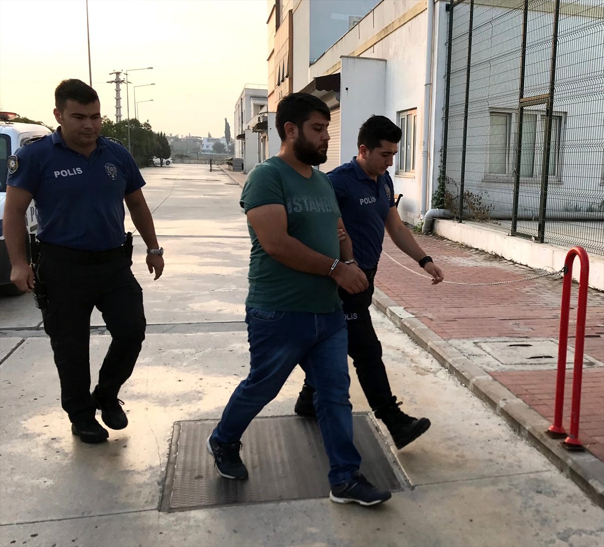 Adana merkezli FETÖ/PDY operasyonu