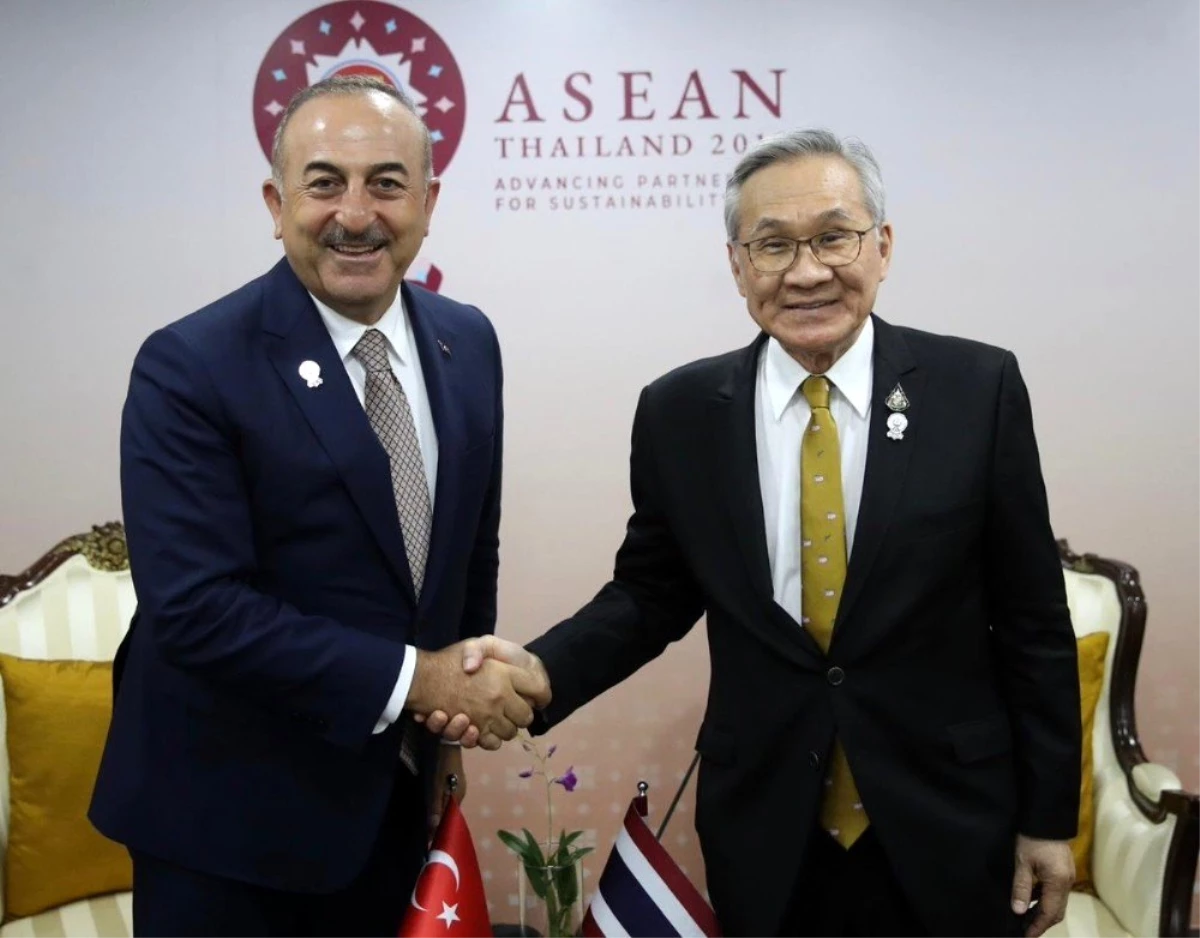 Bakan Çavuşoğlu, Tayland Dışişleri Bakanı Pramudwinai ile görüştü