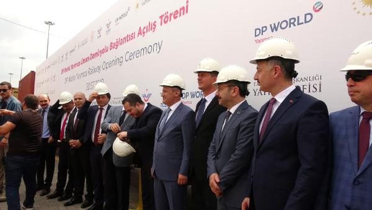 Bakan Turhan: Küresel ölçekte lojistik üs konumundayız