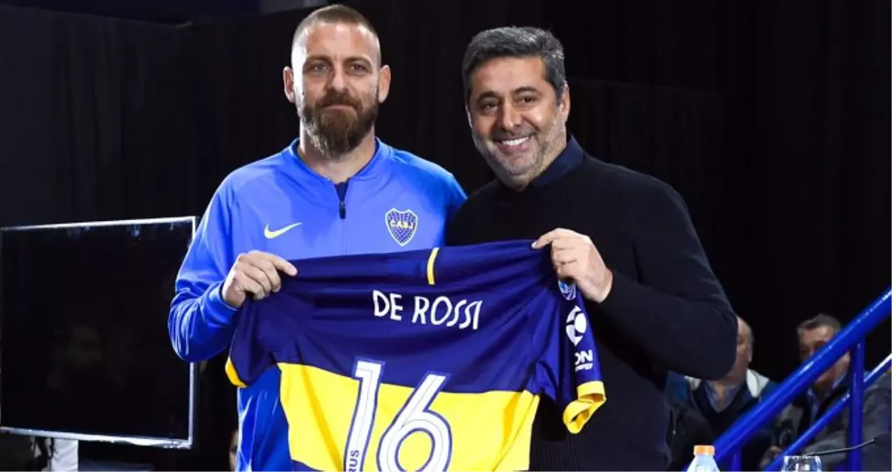 Boca Juniors, De Rossi\'yi basına tanıttı