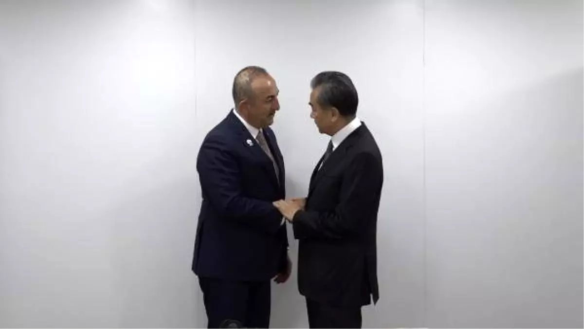 Çavuşoğlu, Çin Dışişleri Bakanı Wang Yi ile görüştü