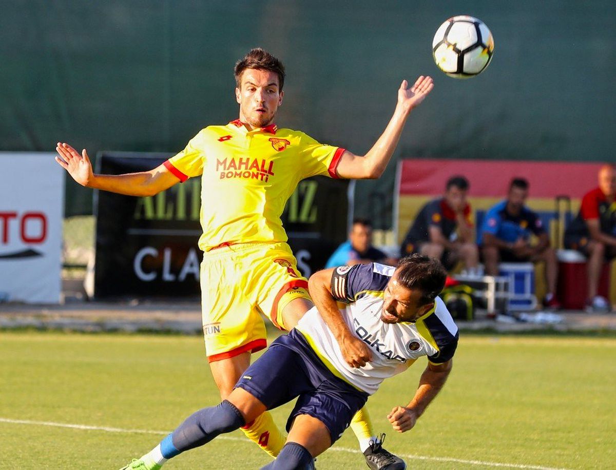 Göztepe\'ye tanıdık sol bek: Leo Schwechlen