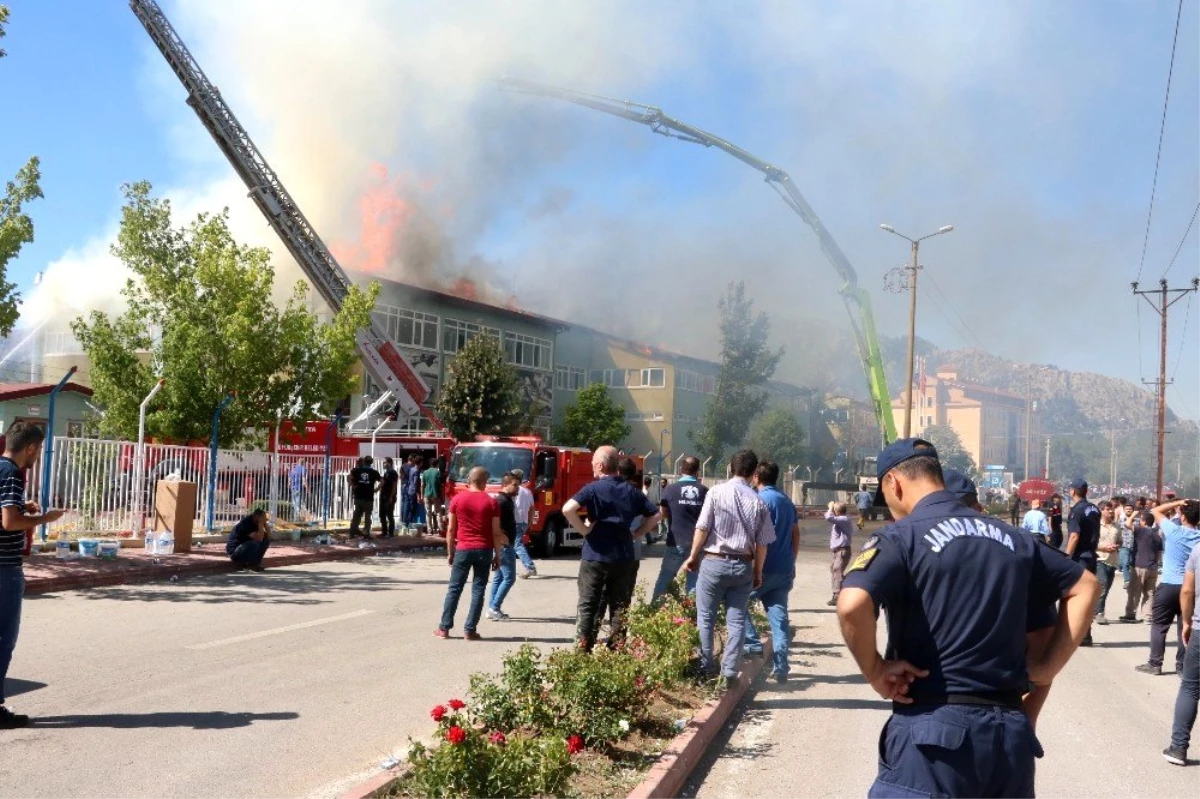 Konya\'daki silah fabrikasındaki yangın söndürüldü