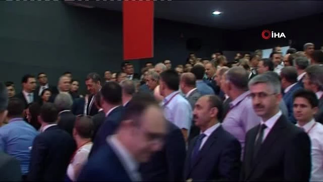 Milli Eğitim Bakanı Ziya Selçuk ve Savunma Sanayii Başkanı İsmail Demir
