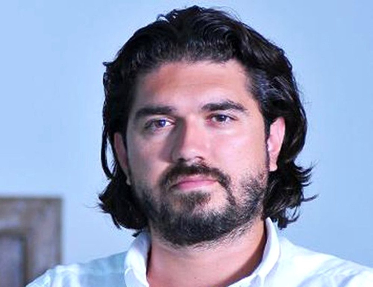 Rasim Ozan Kütahyalı polis eşliğinde mahkemeye getirildi