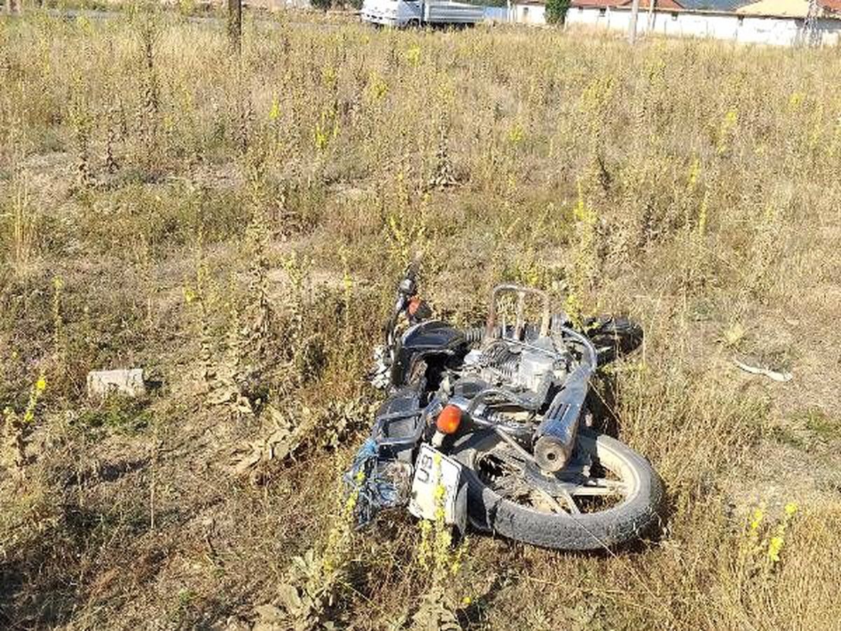 TIR\'ın çarptığı motosikletteki çocuklardan biri öldü, diğeri yaralı