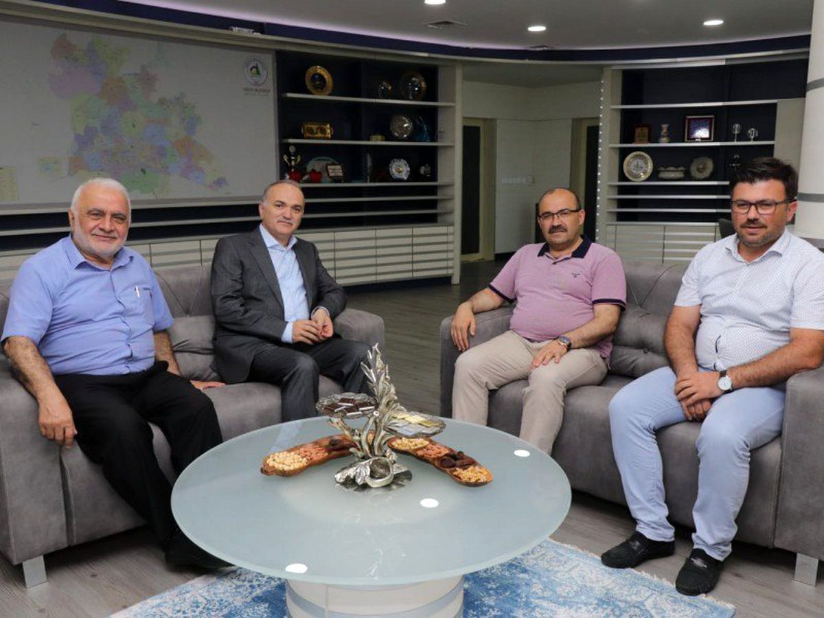 Vali Ustaoğlu Başkan Özlü\'yü ziyaret etti