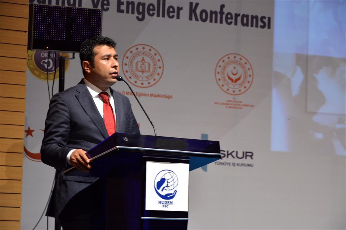 "İstihdam piyasasındaki başarılar ve engeller" konferansı