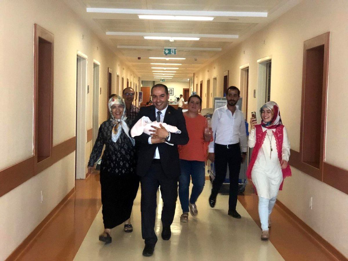 MHP İl Başkanı Muzaffer Çelik baba oldu
