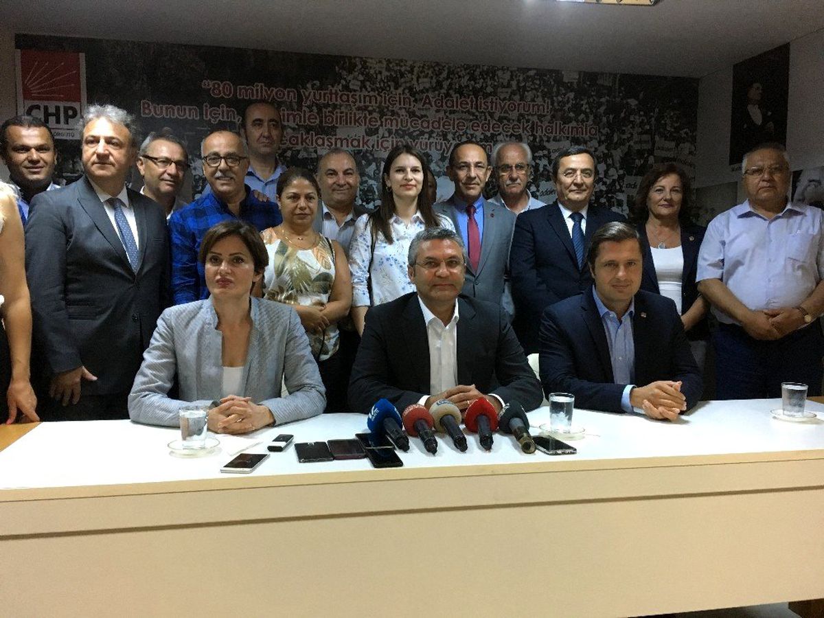 Oğuz Kaan Salıcı\'dan CHP\'li belediyelerdeki akraba atamalarına ilişkin açıklama
