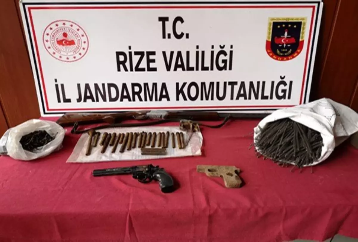 Rize\'de jandarmadan silah operasyonu