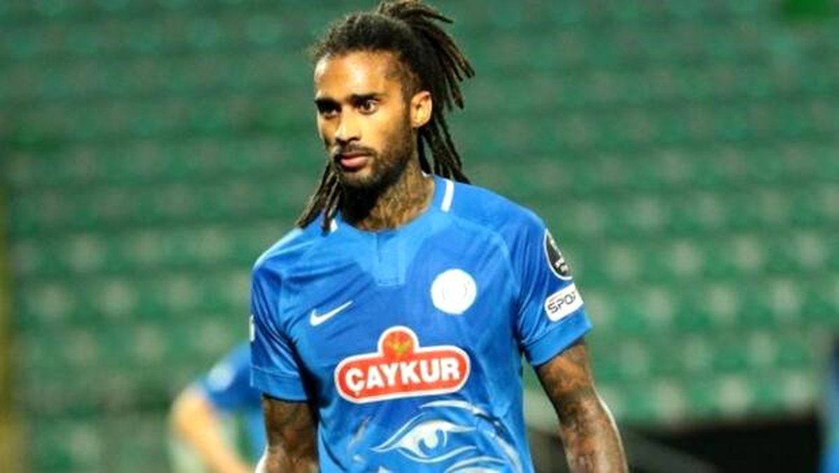 Son dakika: Çaykur Rizespor Traore\'nin sözleşmesini feshetti