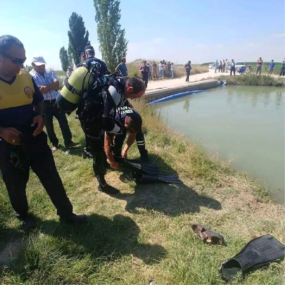 Sulama kanalına giren Afgan genç boğuldu