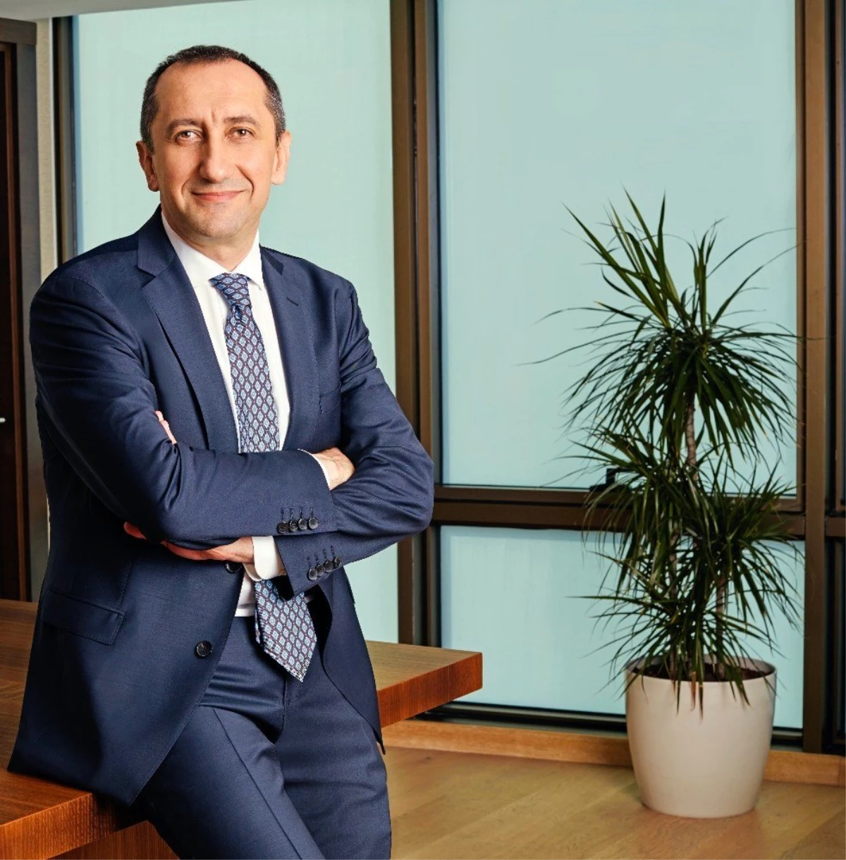 Türk Telekom\'da yeni CEO Ümit Önal oldu