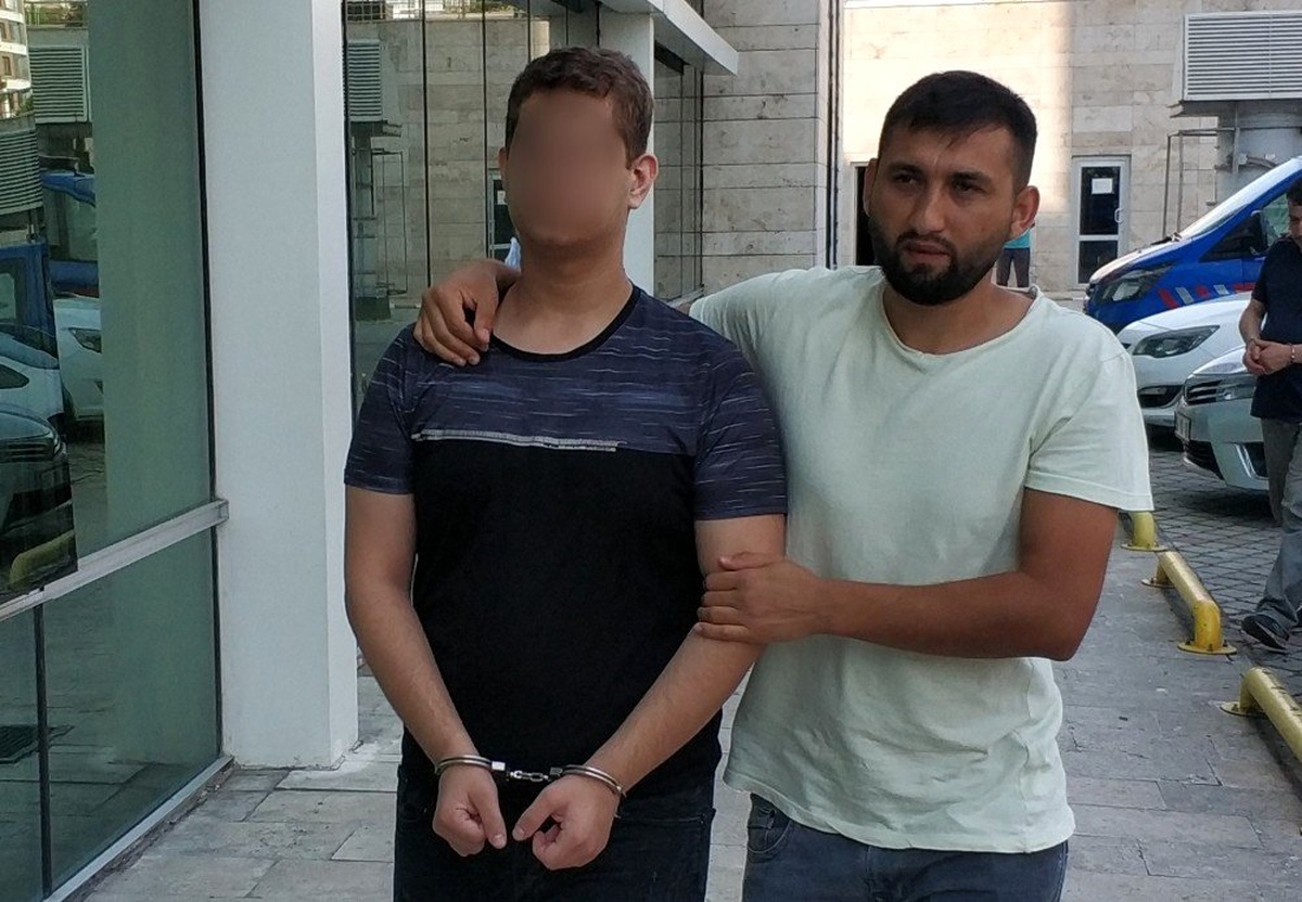 Uyuşturucu ticaretinden gözaltına alındı