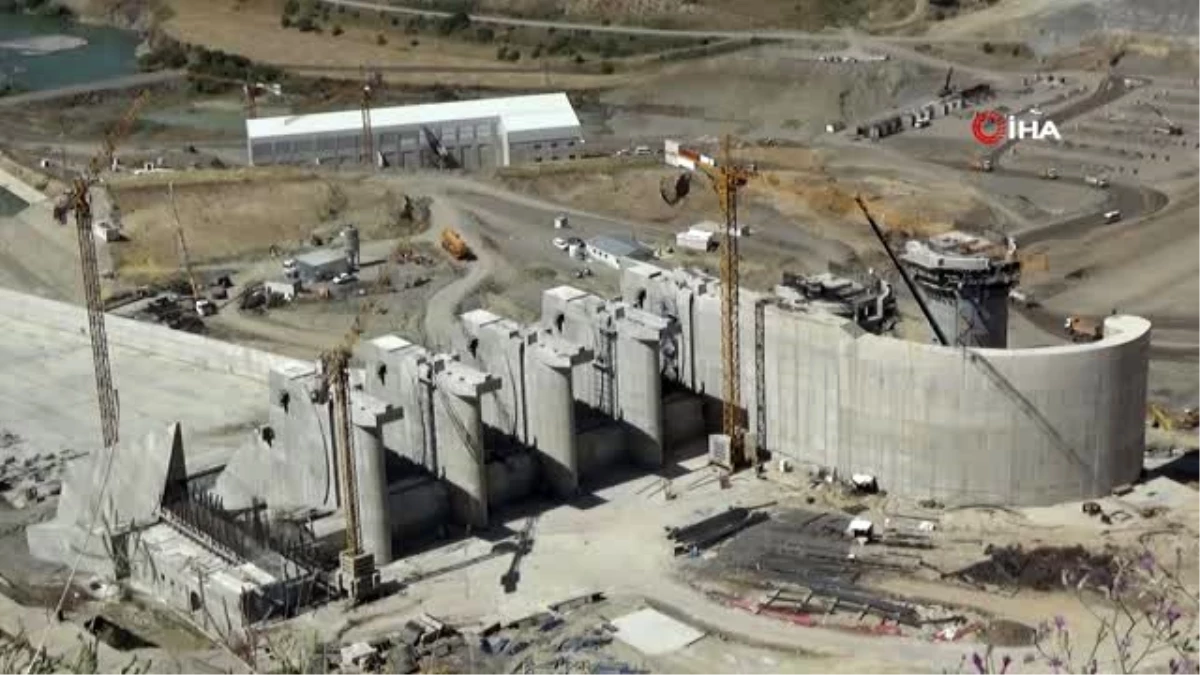 Alparslan-2 Baraj inşaatında çalışmalar sürüyor