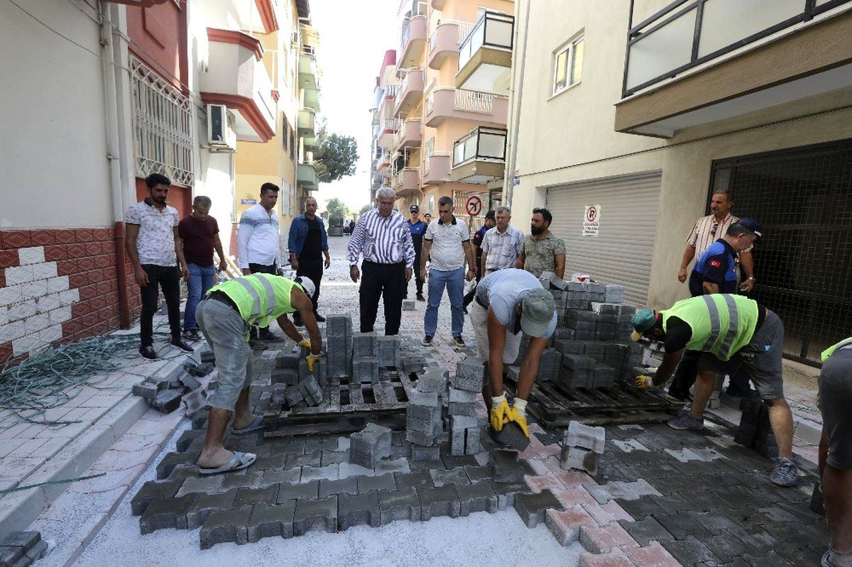 Başkan Atay yol çalışmalarını denetledi