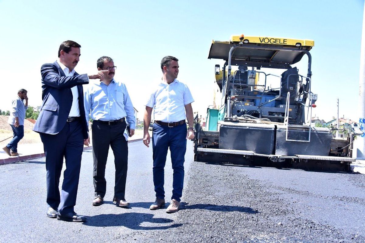Başkan Kılca: "Karatay\'da asfaltsız yol bırakmayacağız"