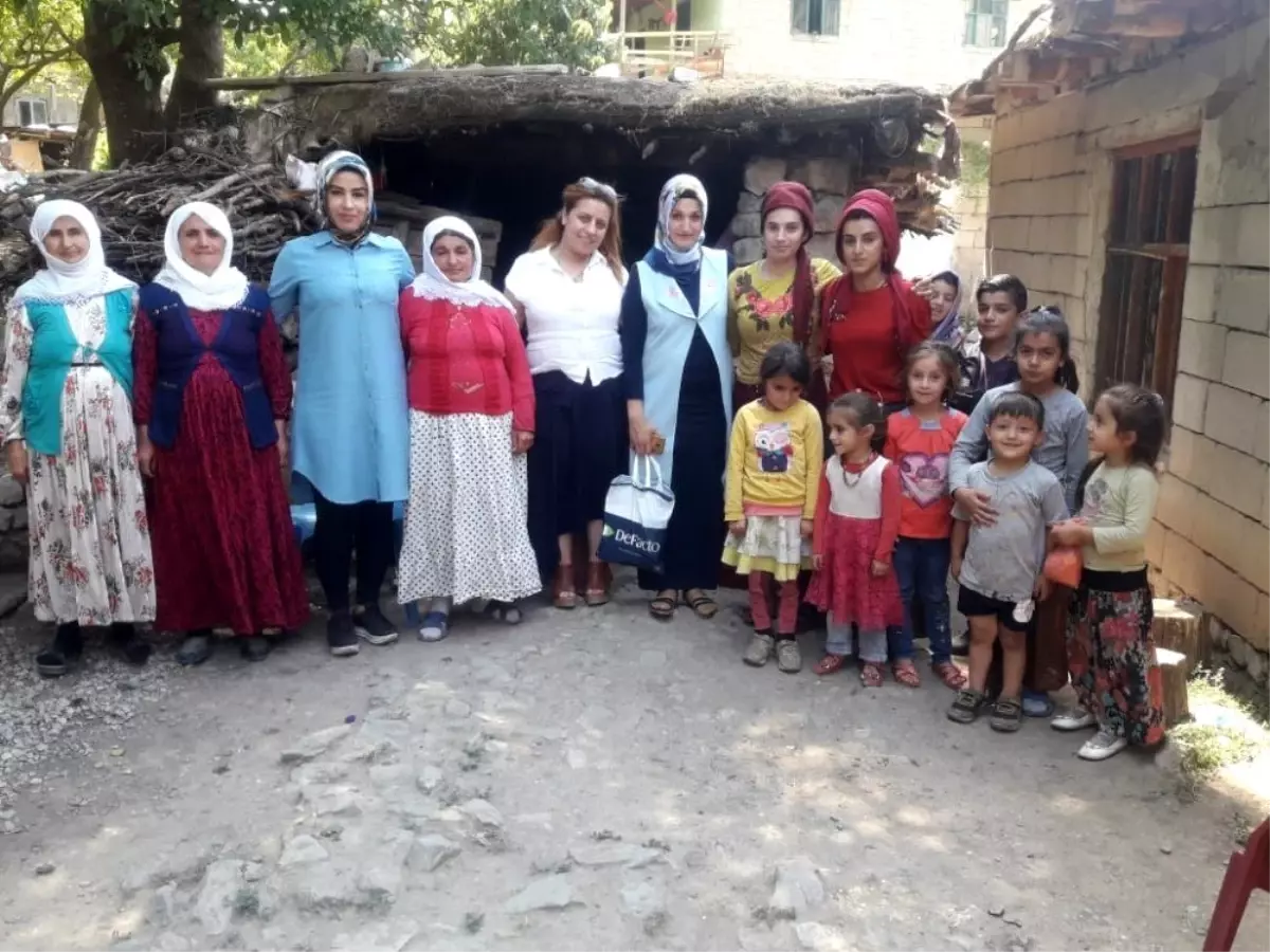 Belediye ekiplerinden erken yaşta evliliğe karşı bilgilendirme