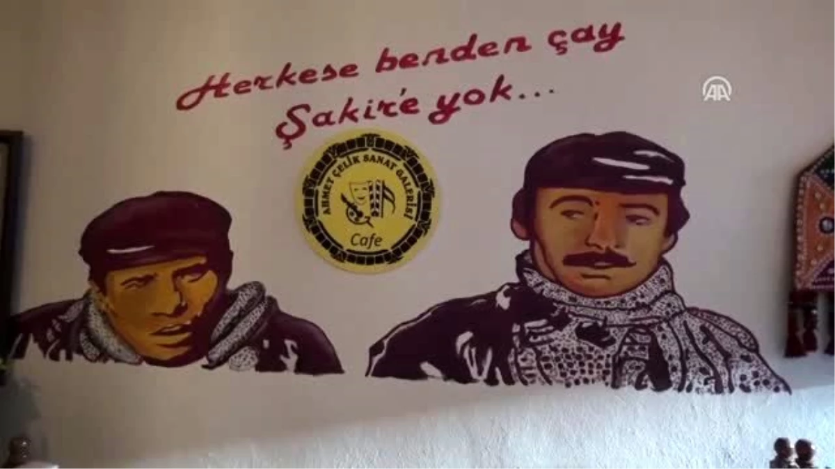 Bu kafe çok "antika"