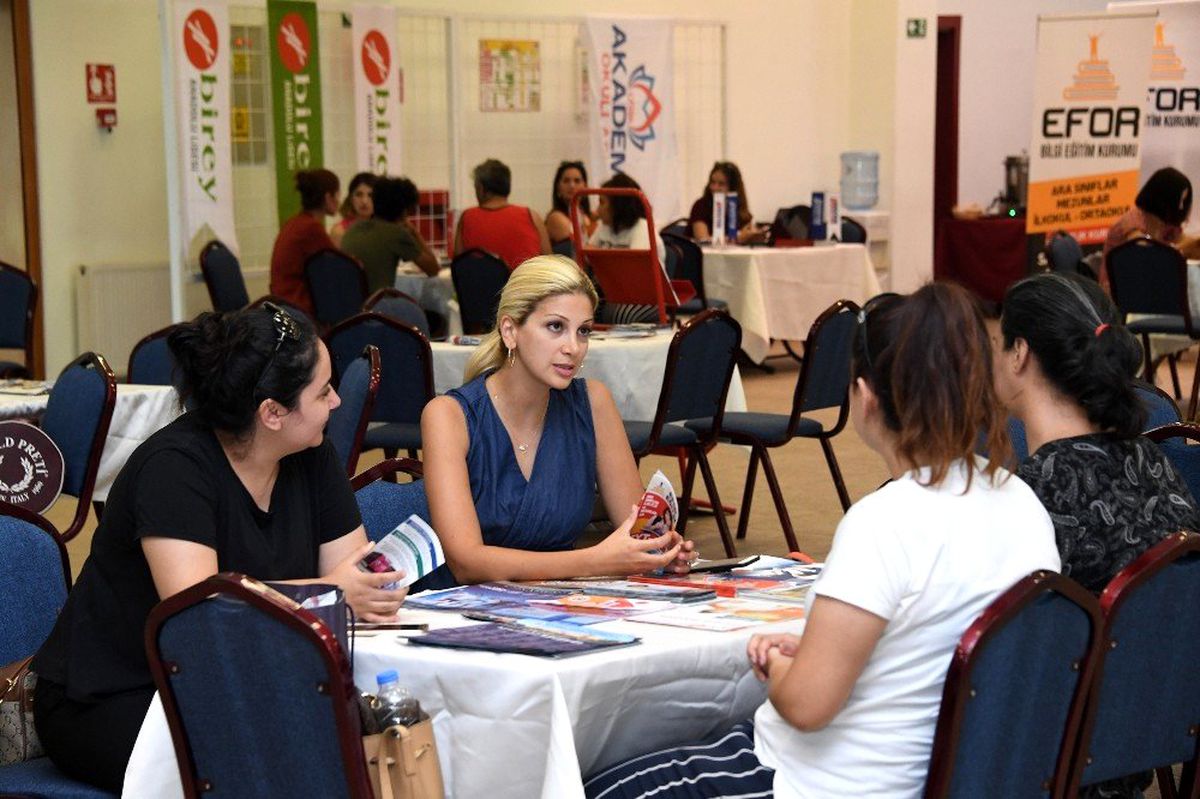 Büyükşehir Belediyesi\'nin Tercih Danışmanlığından yaklaşık 4 bin 500 genç yararlandı