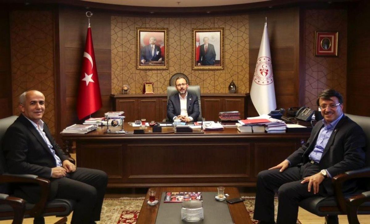 Çaldıran\'a 5 spor tesisi