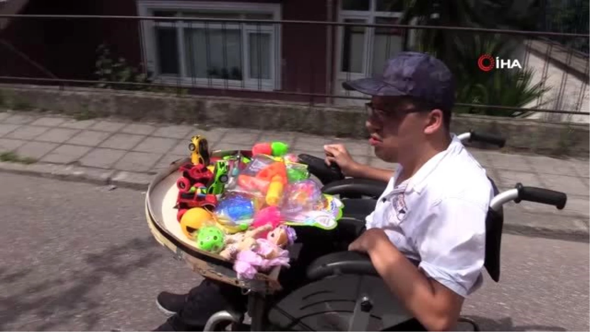 Engelli Bilal\'in spor yapma hayali oyuncak satarken gerçek oldu