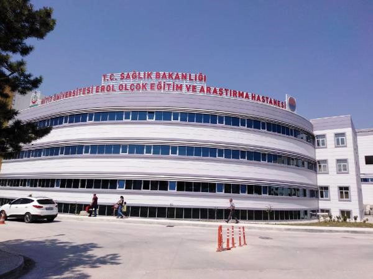 Hastanenin 2\'nci katından düşen kadın öldü