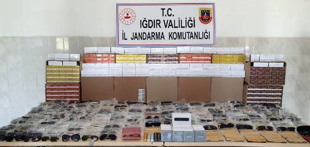 Iğdır\'da kaçak güneş gözlüğü operasyonu