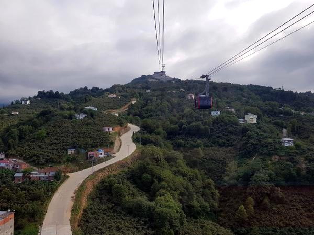Karadeniz\'in en uzun teleferiğine yoğun ilgi