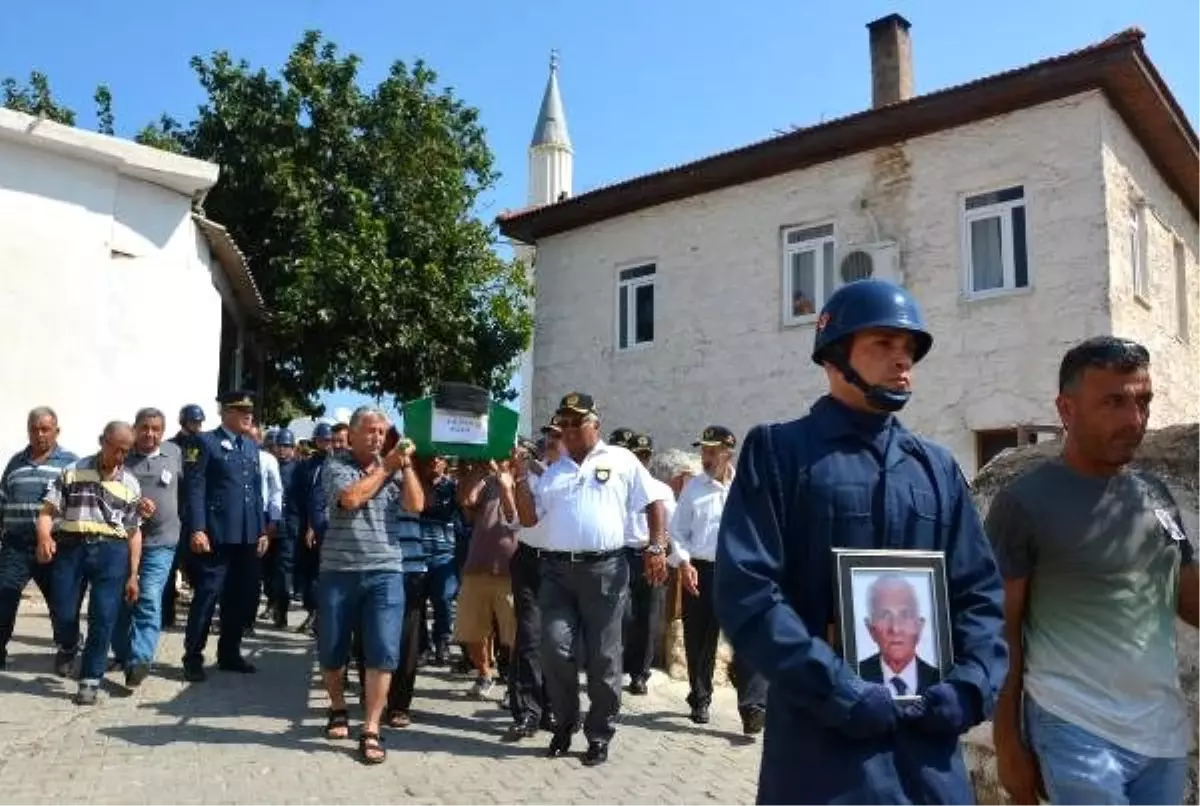 Kore gazisi, askeri törenle son yolculuğa uğurlandı