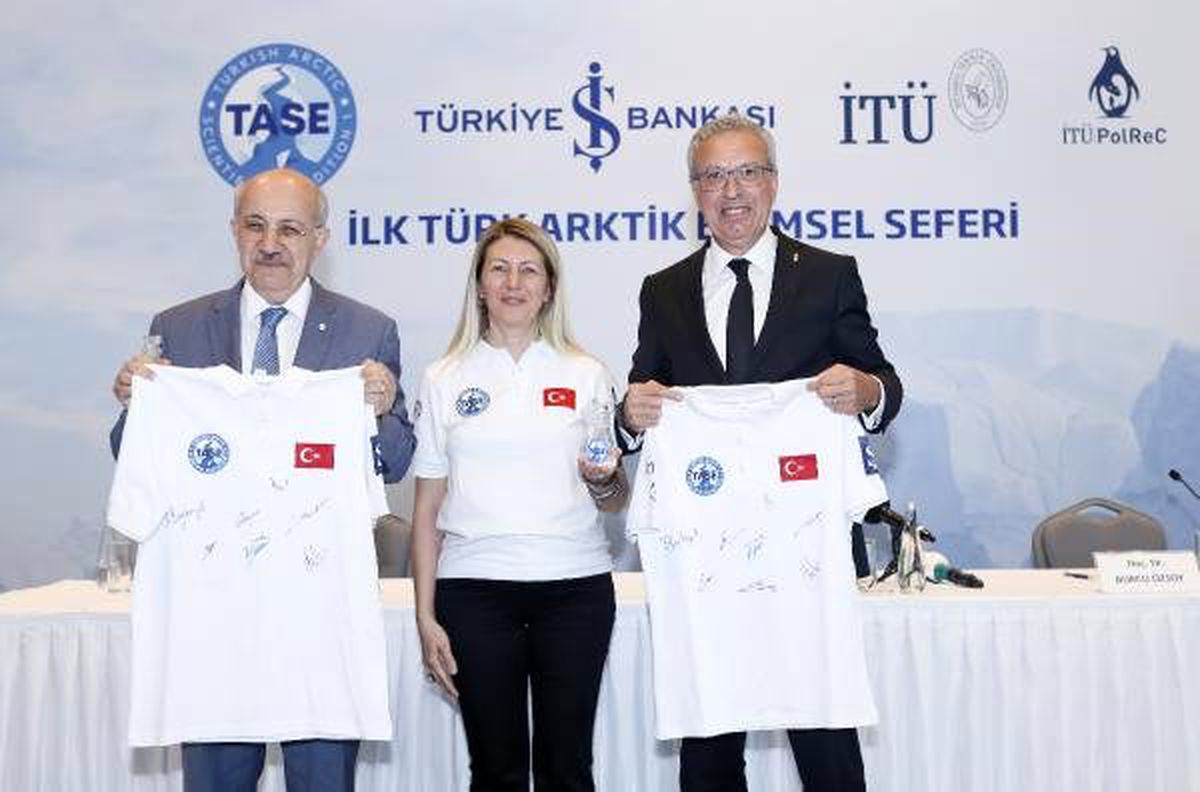 Kuzey kutbuna ilk Türk bilimsel seferi gerçekleştirildi