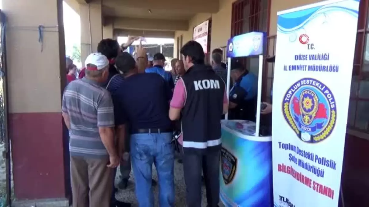 Polisten hayvan satıcılarına \'sahte para\' uyarısı