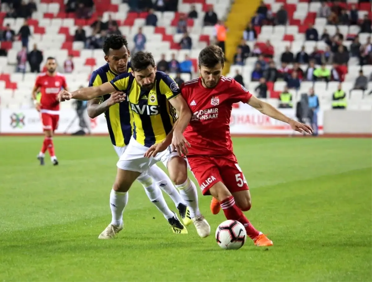 Sivasspor, Cumhuriyet Kupası\'nda Fenerbahçe\'yi ağırlayacak