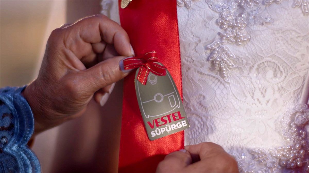 Vestel\'den düğünlerde "altın gibi" takılan ev aletleri kampanyası
