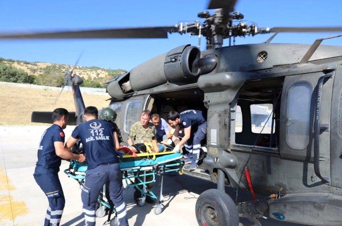 Yaralanan vatandaş TSK\'nın helikopteriyle tahliye edildi