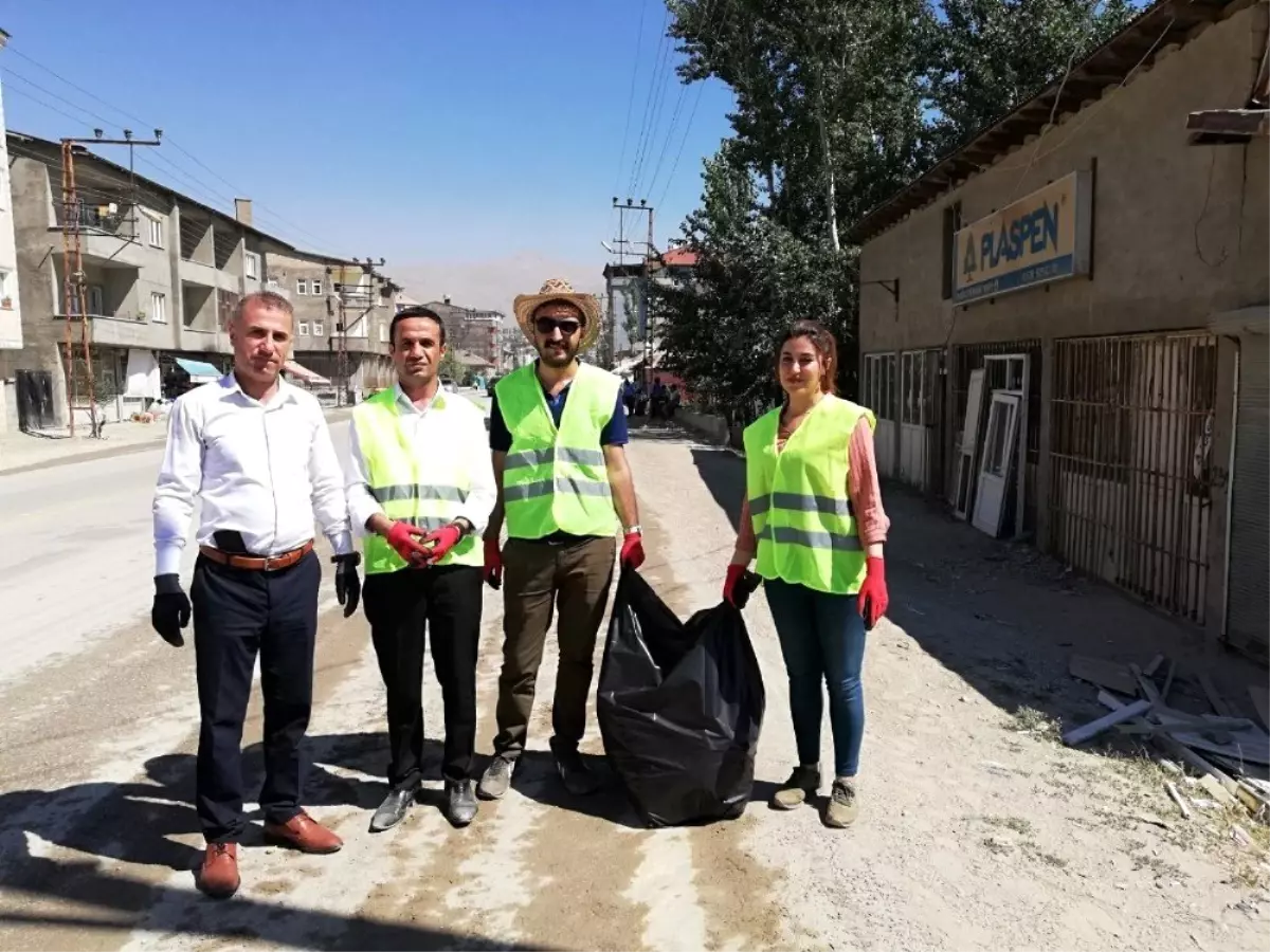 Yüksekova Belediyesinden çevre temizliği