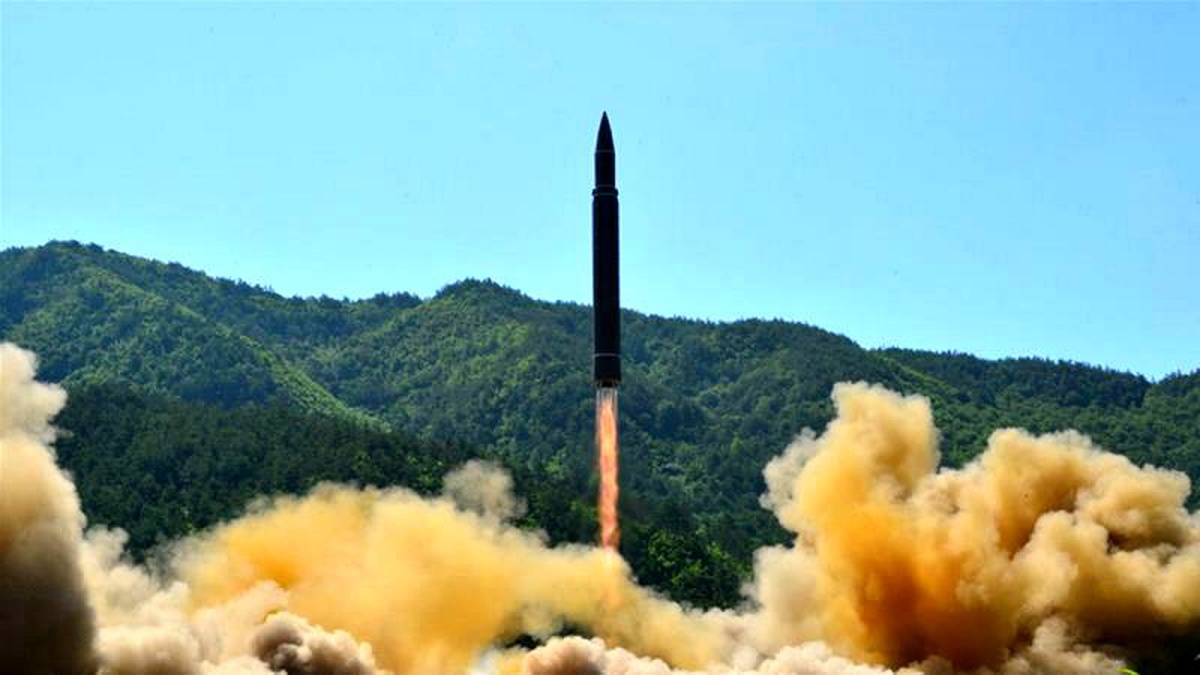 ABD resmen Soğuk Savaş\'ın tarihi INF Anlaşması\'ndan çekildi