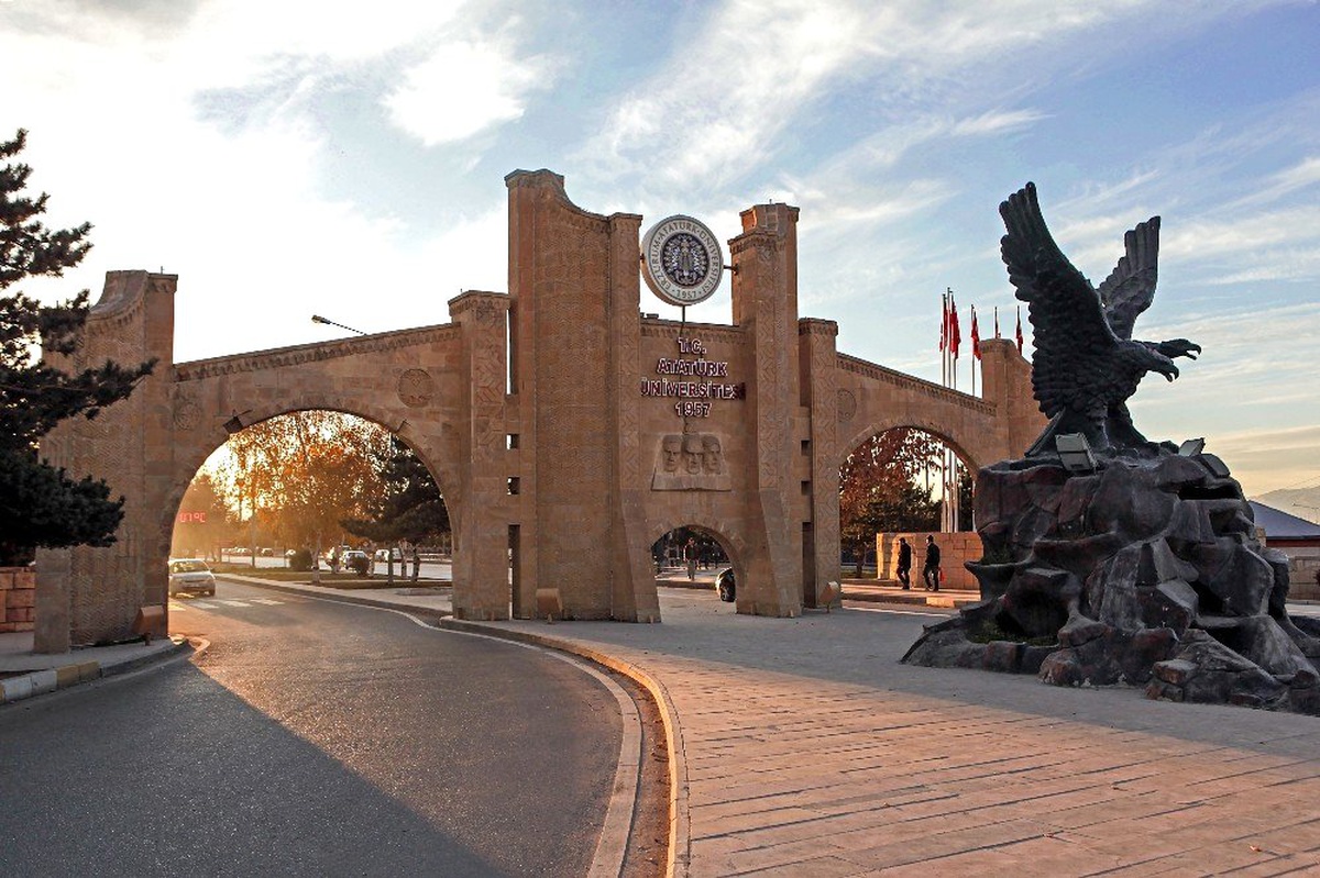 Atatürk Üniversitesi Rektörlüğünden, Anayasa Mahkemesinin kararına ilişkin basın açıklaması