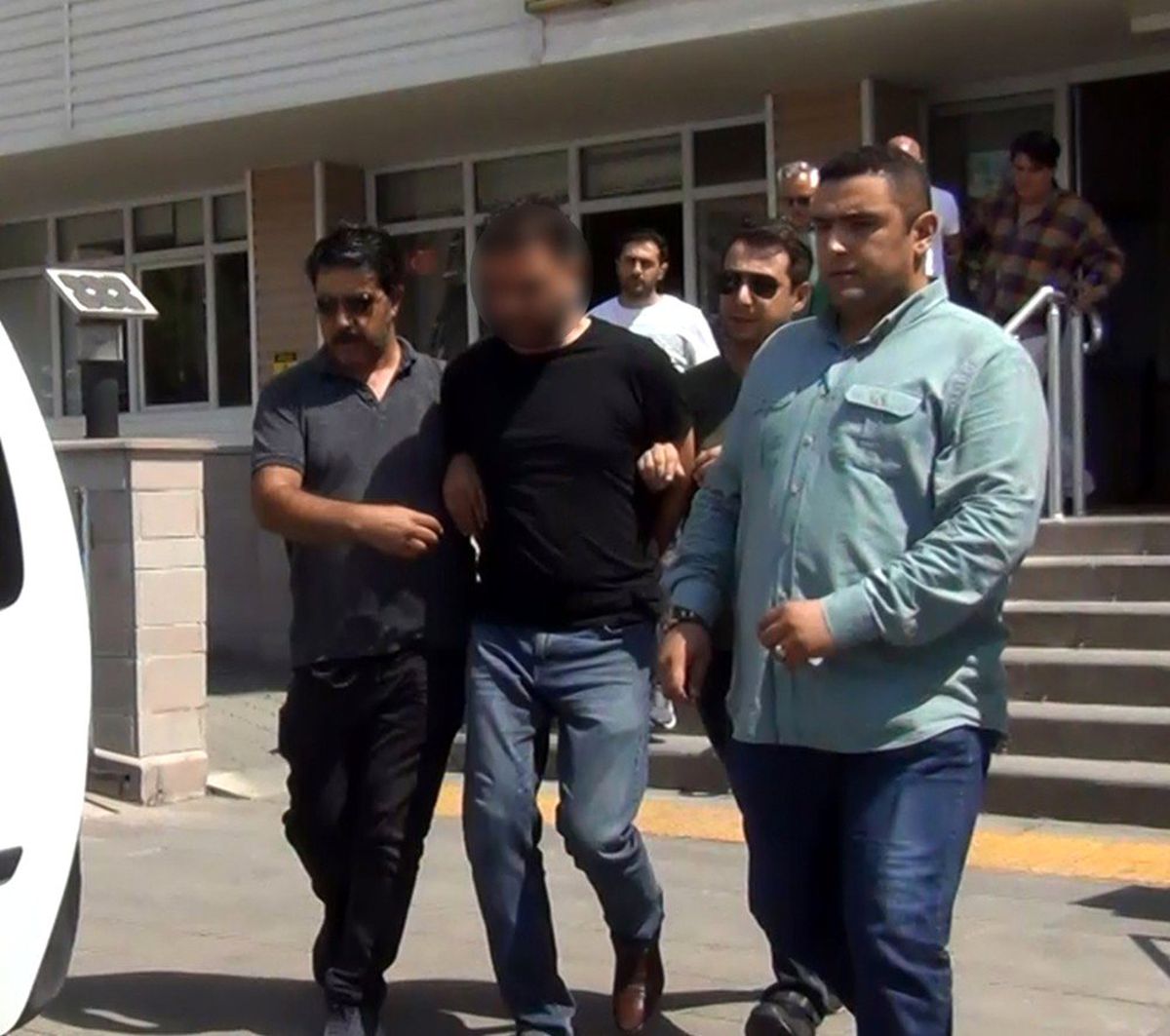 Bekçi cinayetinde 1 tutuklama