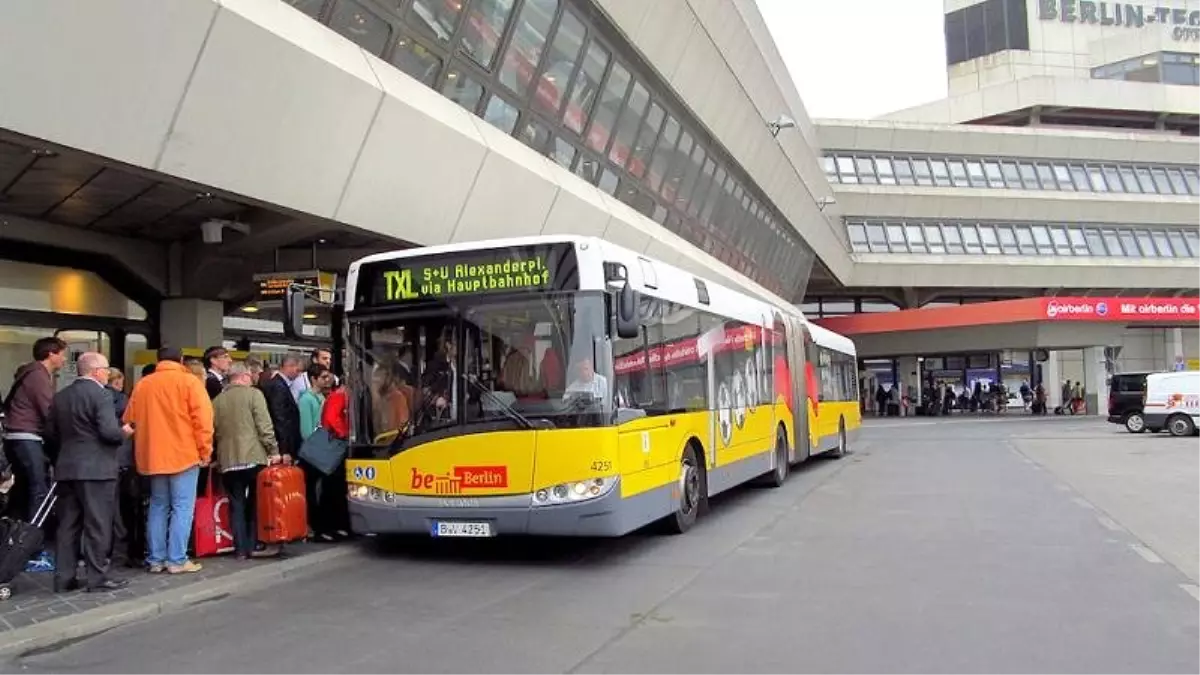 Berlin\'de yeni dönem: Toplu taşıma tüm öğrencilere artık ücretsiz