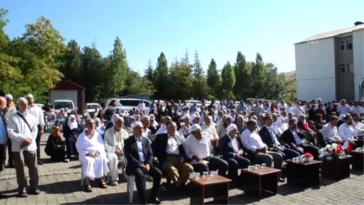 Bitlis\'te hacı adayları kutsal topraklara uğurlandı
