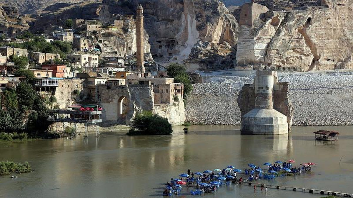 Çevre aktivistleri ve Hasankeyf Koordinasyonu: Ilısu Barajı\'nda su tutumu başladı