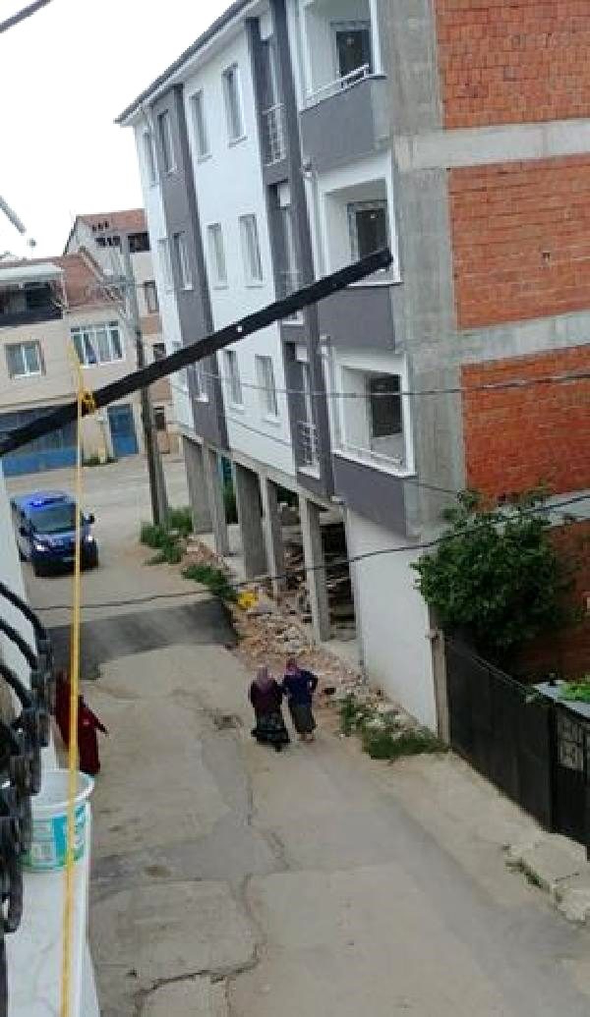 Elektrik akımına kapılan işçi ağır yaralandı