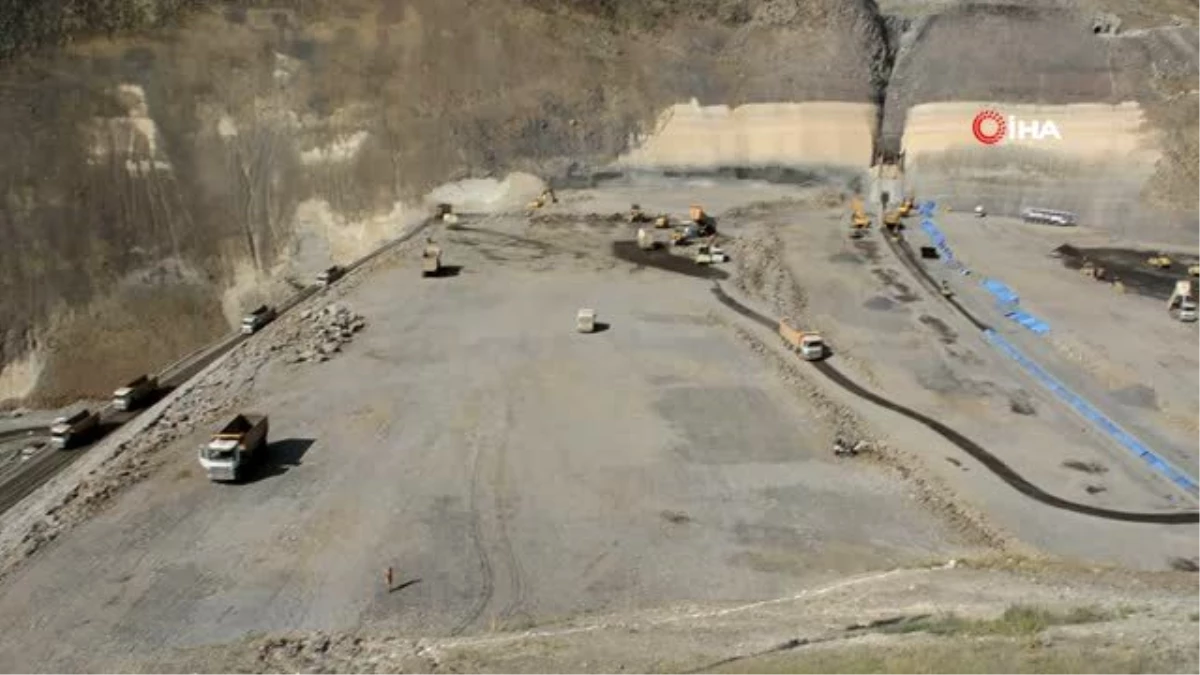 Karakurt Barajı\'nda yıl sonunda su tutulmaya başlanacak